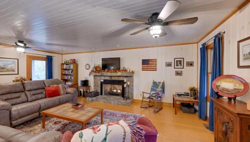 Creekside Family Retreat by Waterfalls and Hiking! - Foto 4