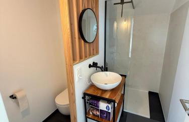 Tipoz'Immo - Brise Marine 1 accès direct plage - vue mer - spot de surf - wifi inclus - linge inclus et lits faits - balcon - parking gratuit - proches des commerces - Foto 21