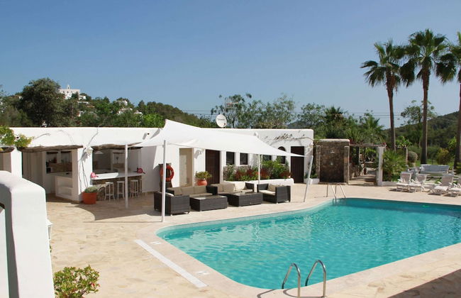 Lush Farmhouse in Sant Miguel de Balansat with Hot Tub & Private Pool - Foto 21