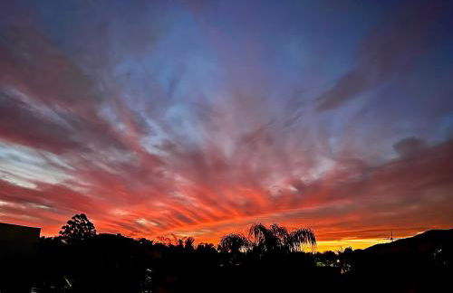 Cobertura Duplex no Campeche Florianópolis, 2 quartos com ar-condicionado, 3 banheiros, WiFi 1Gb, Cozinha completa, Estacionamento, Amplo terraço coberto com churrasqueira - Foto 29