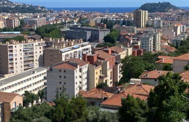 APPARTEMENT-NICE 01 VUE MER - PANORAMIQUE WIFI-Parking - Foto 30