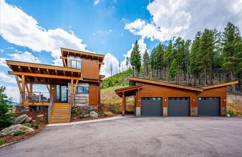 Hot Tub and Scenic Views at The Bailey Lodge - Foto 9