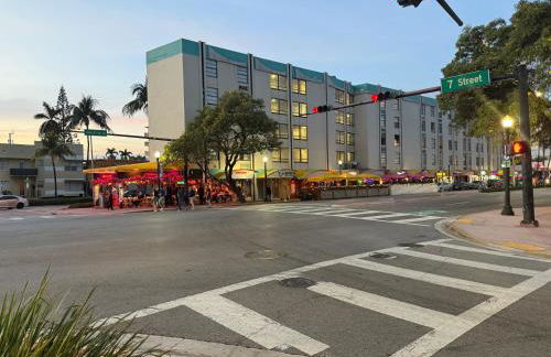 Large Studio Apartment Best Location in South Beach! - Foto 19