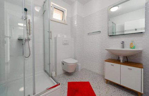 Nice Apartment In Lukovo Sugarje - Foto 43