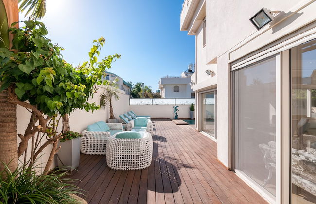 Luxurious Villa with great location - Foto 48