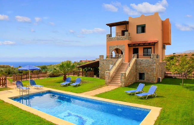 Theo Beach Villa Large Private Pool Walk to Beach Sea Views A C Wifi Car Not Required - 1843 - Foto 25