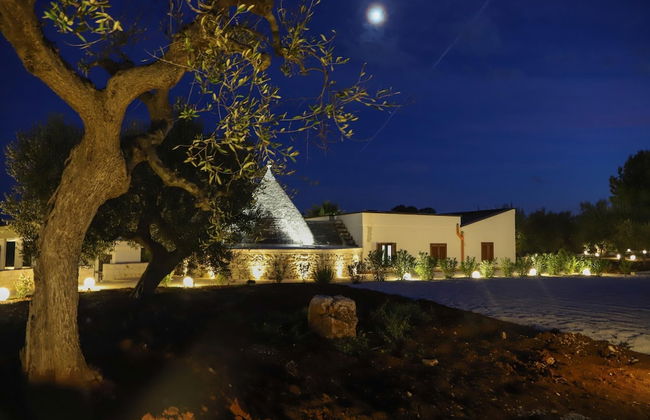 TD Trulli Saveni Trulli With Pool Near the Centre - Foto 25