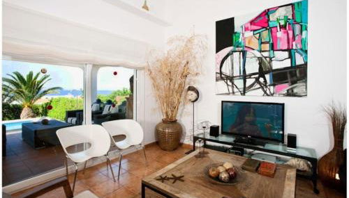 BINI CEL for 6 pax Heated Pool on request - Foto 2