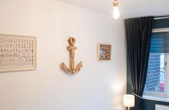 Clifftop Coastal Retreat - Accessible Pet Friendly Sea View - Sleeps 8 - Perfect for Contractors and Long Stays - Foto 10