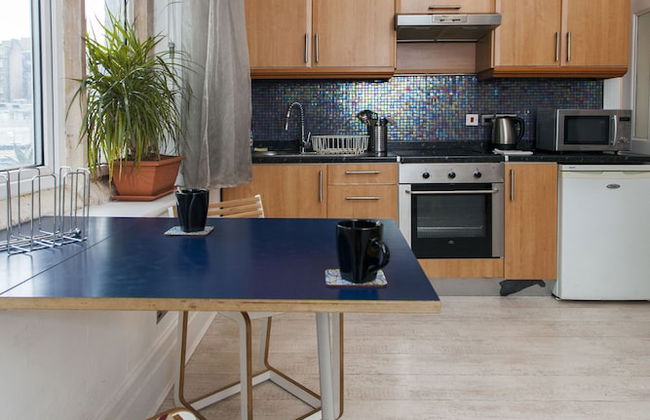 Leicester Square Atmosphere - Photo 4