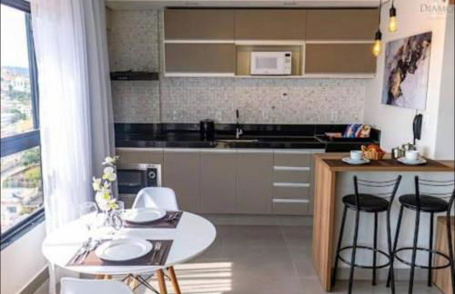 Flat lindo com piscina e linda vista da cidade - Foto 10