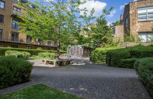 Spacious 2BR Flat Near Camden & Kings Cross Tube - Pass the Keys - Foto 3