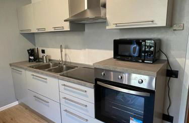 Apartment Sweet Retreat - Photo 4