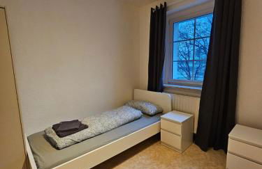 Leuna bei Leipzig & Halle - 2 Apartments mit je 3 Schlafzimmern, Küche, Bad - Foto 22