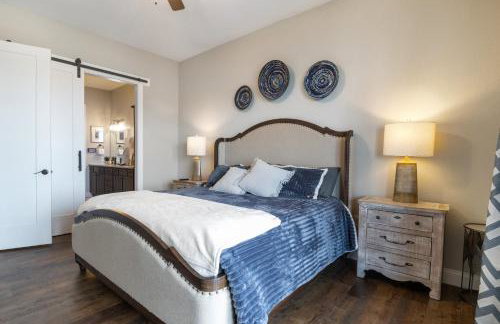 Amazing Top Floor Condo at Topsider Resort Community - Photo 21