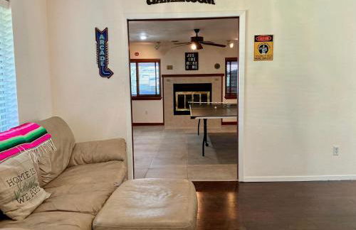 Speedway Game House: Cowboy Pool & Arcade Fun by Vacation Your Way - Foto 11