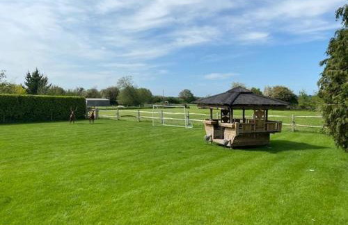 THE LODGE Touch of the Alps in West Sussex - Foto 6