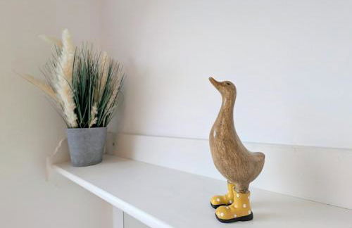 The Heritage Hideaway - King bed, Free parking, Walk to c-centre & Hospital - Foto 24