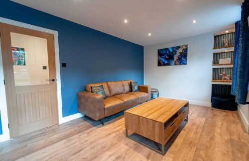 High Street Hideaway - Photo 9