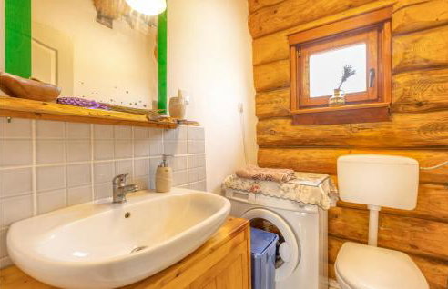 Beautiful Home In Sveti Rok - Foto 31