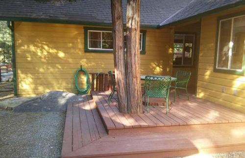 Serene and Magical Cabin w/Barrel Sauna and Fireplace - Foto 40