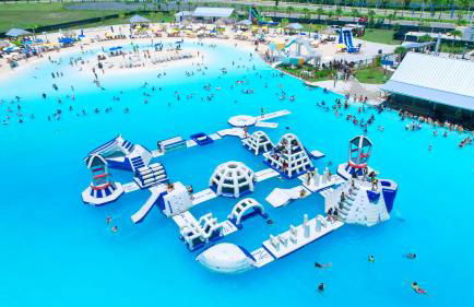 Designer Villa with Heated Pool, BBQ, Firepit, Ideal for Families & Groups - Photo 42