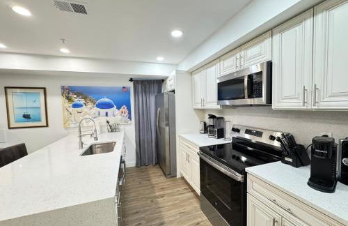 Beautiful Cozy Home in DC with Easy Parking - Photo 7