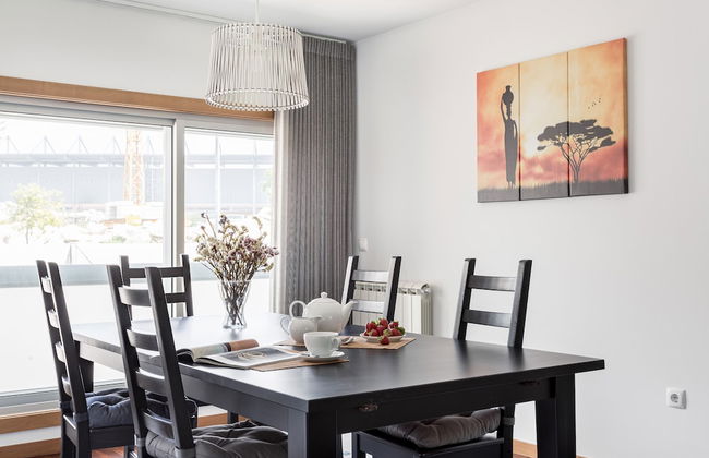 JOIVY Sleek House W/Balcony & 2 Terraces In Porto - Foto 19