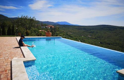 Home Andrea with infinity salty pool - Foto 51