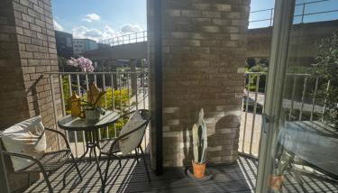 Luxury Entire 1 Bed flat, Excel, City airport, Custom House - Foto 2