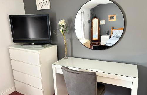 Llanidloes Townhouse-pet-friendly-sleeps 7-Mid Wales - Foto 17