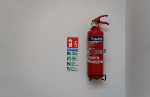 4 Bed Failsworth Home - 3 Bathrooms - Free Parking - Ideal For Contractors & Families - FREE 1 HR EARLY CHECK-IN OR 1 HR LATE CHECK-OUT FOR 2 NIGHT STAY BOOKINGS UNTIL THE END OF MAY - Foto 22