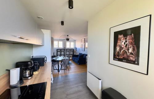 Vue Cathédrale, Beffroi, Netflix en Hyper Centre - Foto 12