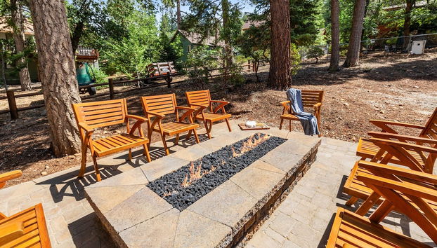 Teddy by Avantstay Majestic Cabin in Big Bear w Balcony - Foto 3, Habitación