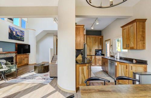 Sunstone Mesa Luxe Broadmoor Getaway w Hot Tub - Foto 20