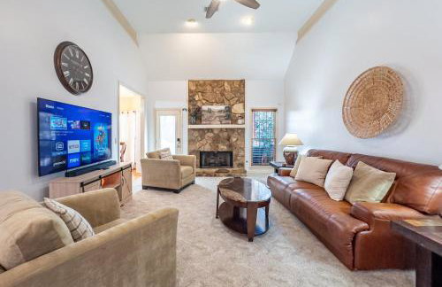 530 Waterford Drive Cartersville - Foto 1