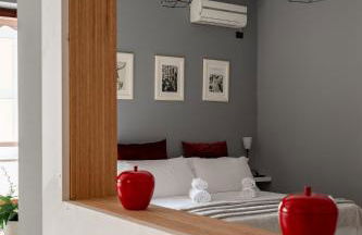 3 Suite in Centro Città con Vista Mare, Doccia Cromoterapia & Netflix Gratuito - Foto 5