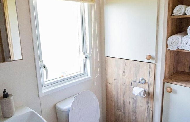 Stunning 2 Bed Chalet in Silversands Lossiemouth - Photo 21