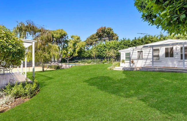 Portsea Paradise Pool and Tennis Court - Photo 19