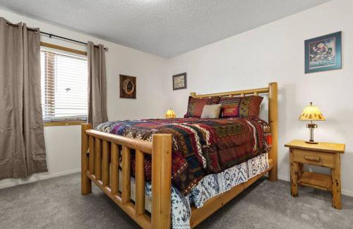 Moose Meadows- Near the airport, centrally located - Foto 30