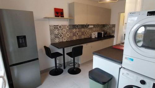 Maison de ville proche de tout, 5min du centre ville & 20min de la plage - Photo 3