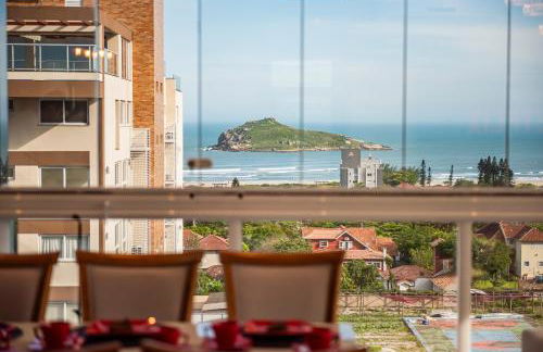 Cobertura com vista panorâmica da Praia da Vila - Foto 2