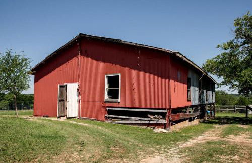 Hobbit Treehouse with Waterfall on the Brazos River for Glamping in Texas - Foto 41