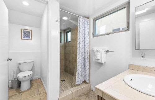 Beach Oasis - Rooftop, Steps2Sand and Water Views - Foto 72