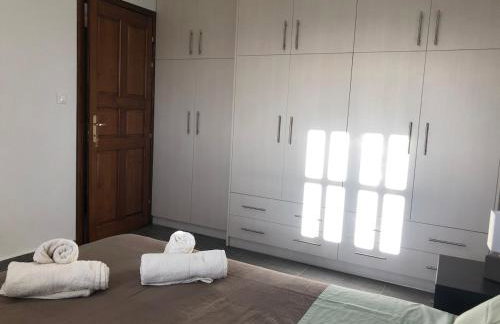 Παραδοσιακό σπίτι με τζάκι - Foto 3