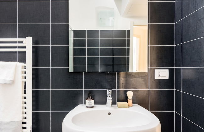 Home At Hotel - Fara - Photo 16