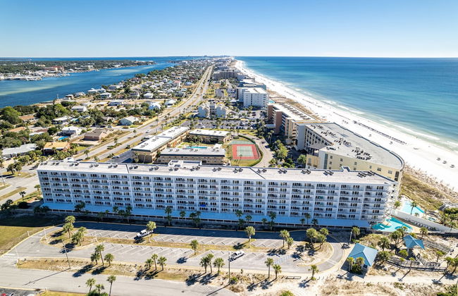 Seacrest 511 is a Gulf side 2 BR on Okaloosa Island by RedAwning - Foto 36