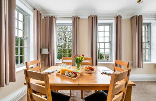 Finest Retreats - York Hall Apt - Photo 2