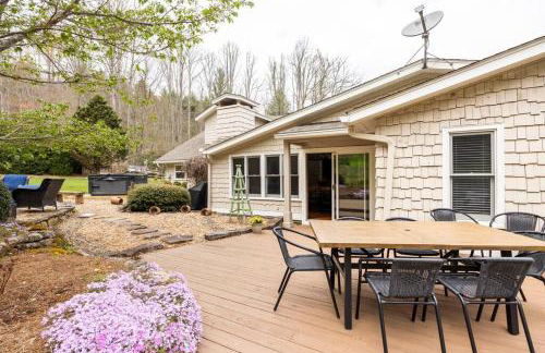 Golden Acres Ranch Hot Tub+Gameroom+Creek & wifi - Foto 67