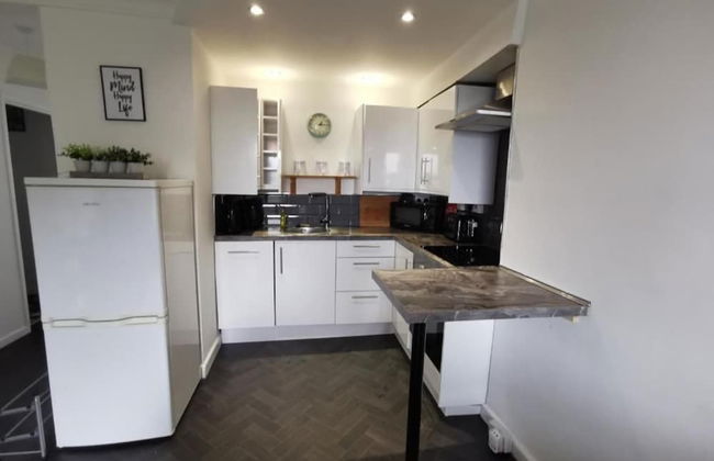 Beautiful 2-bed Seaview Apartment in Plymouth - Foto 4